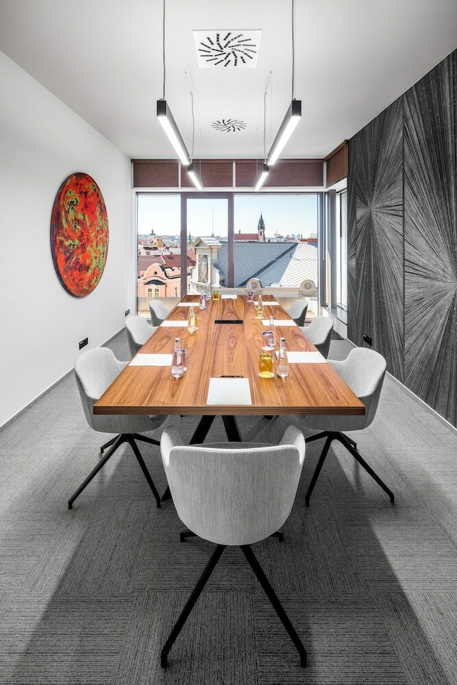 Фото The President