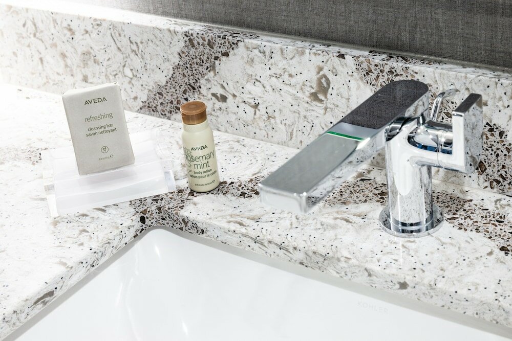 Фото Renaissance Oklahoma City Downtown Bricktown Hotel