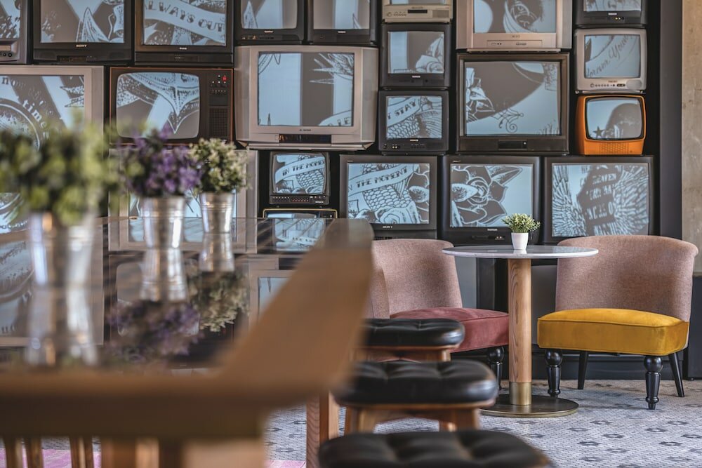 Фото The ReMIX Hotel