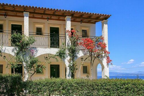 Внешний вид отеля Hotel Yannis Corfu в Ипсосе, фото 2