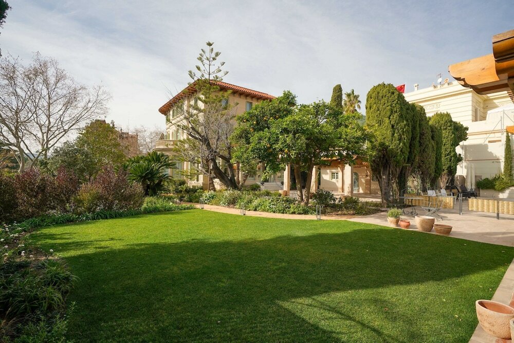 Фото Hotel Boutique Mirlo Barcelona