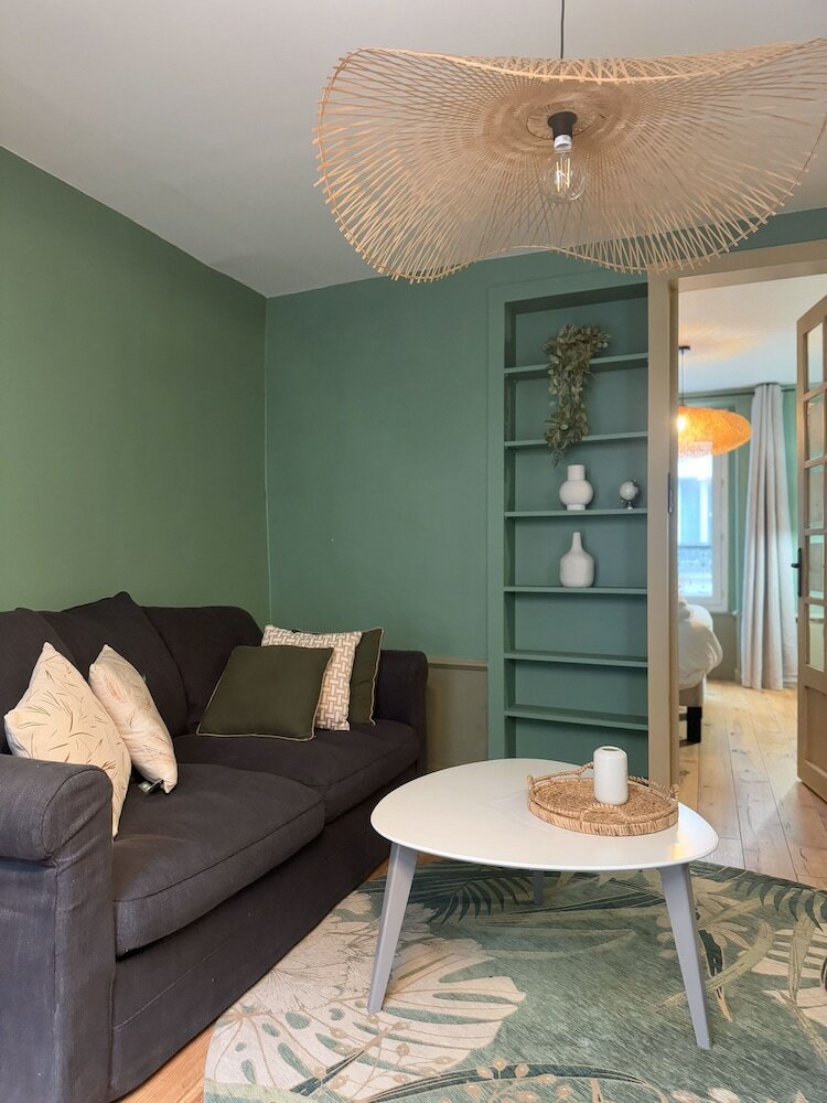 Фото Le Village Montmartre