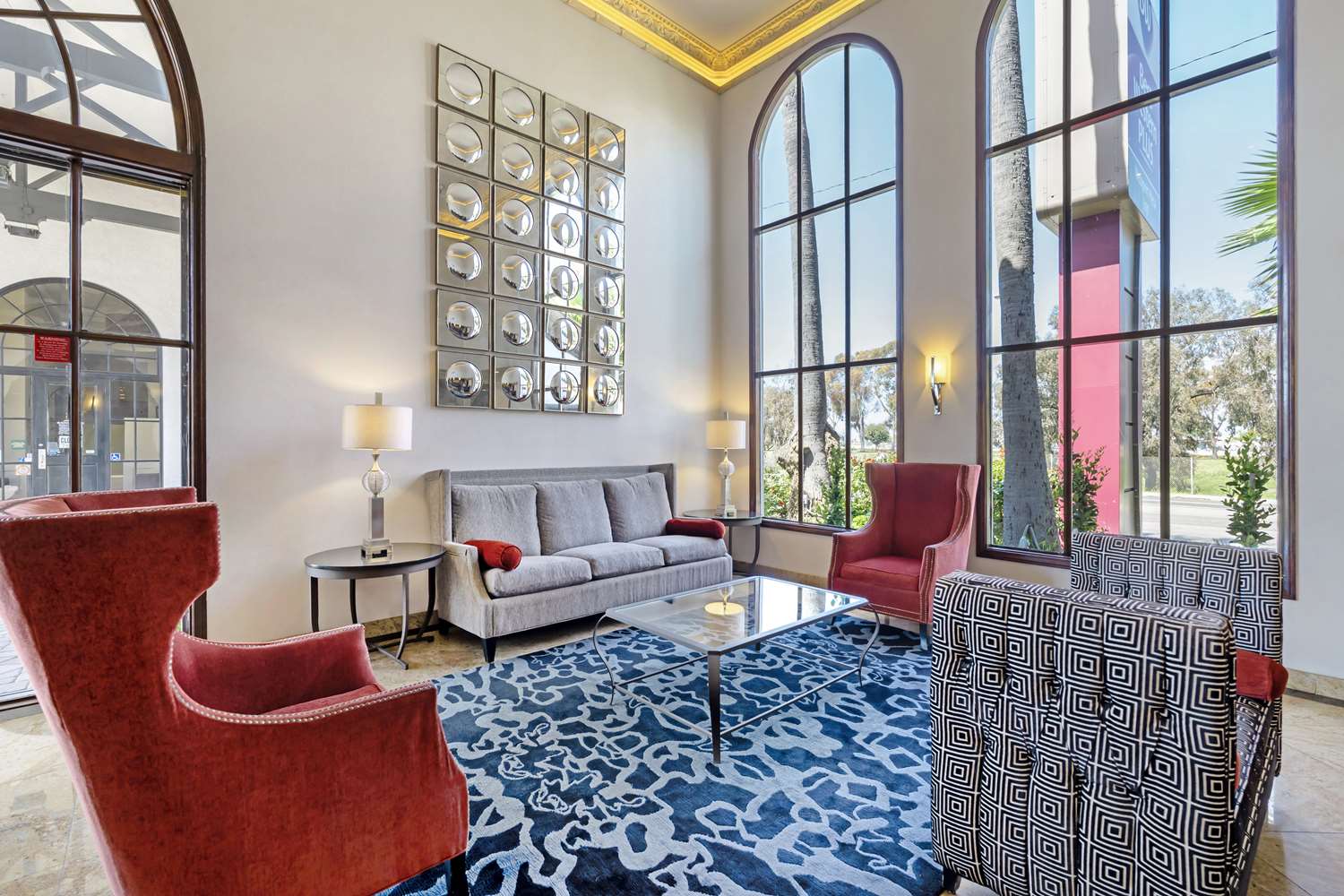 Фото Best Western Plus Newport Mesa Inn