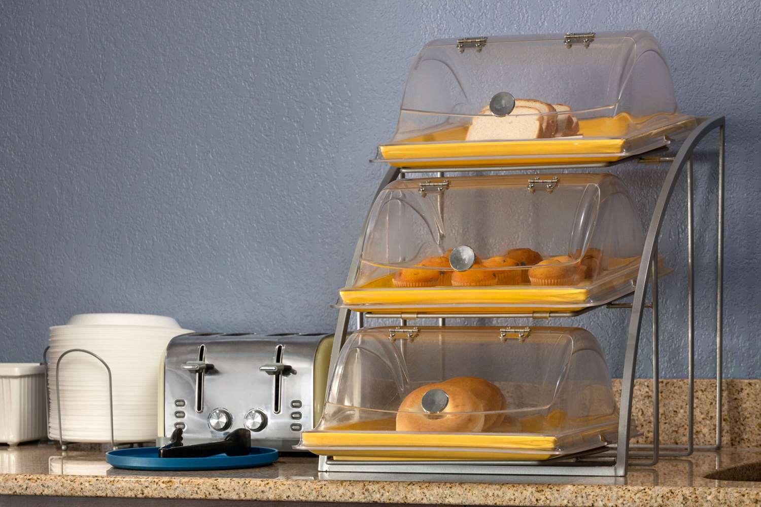 Фото Days Inn & Suites by Wyndham Green Bay Wi