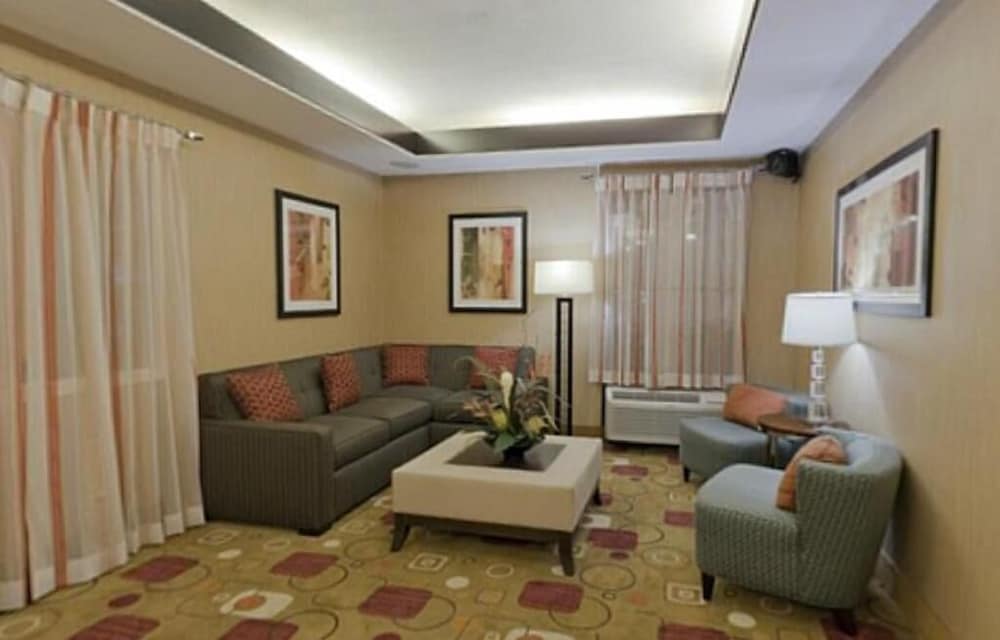 Фото Hotel Avyan