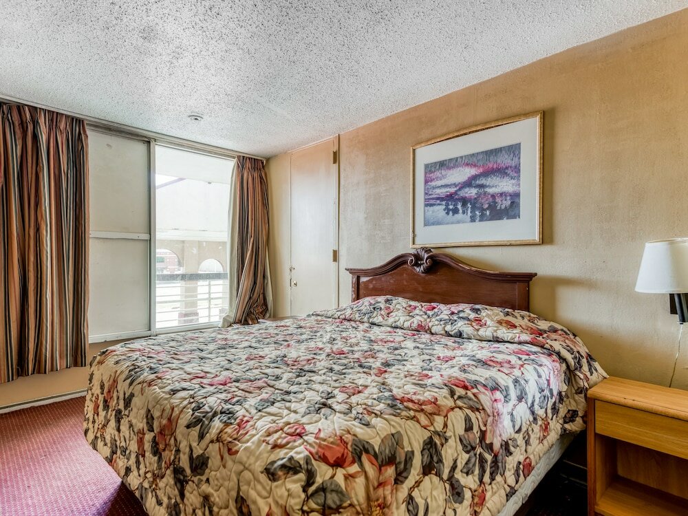 Фото Oyo Hotel Jackson North I-55