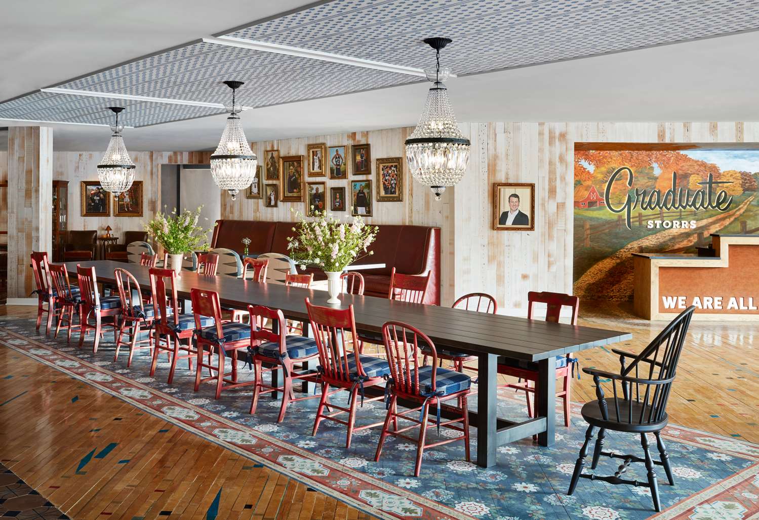 Фото Graduate Storrs