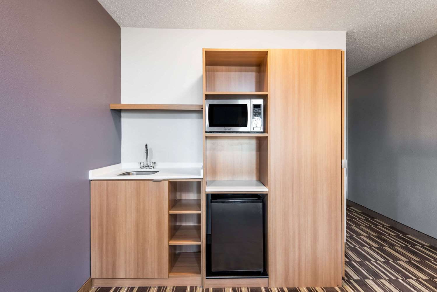 Фото Microtel Inn & Suites by Wyndham Beaver Falls