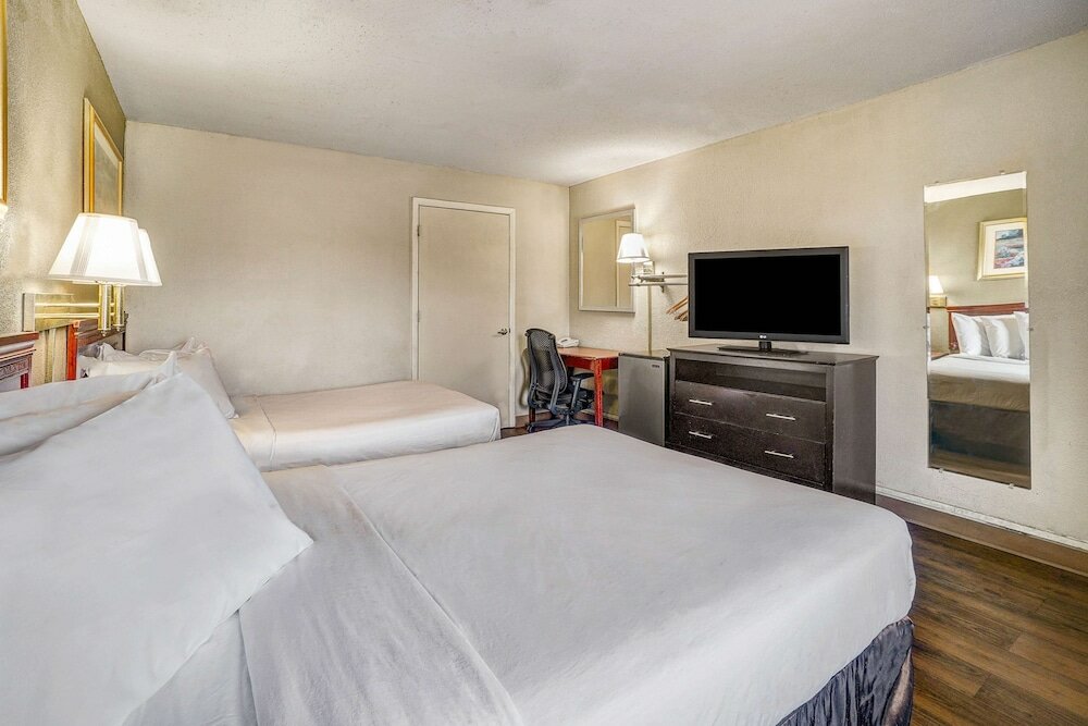 Фото Motel 6 Lester, Pa - Philadelphia Airport