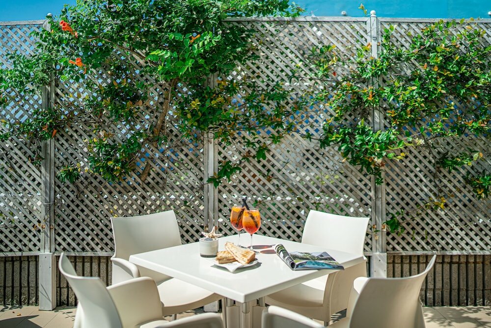 Фото Hotel Astor