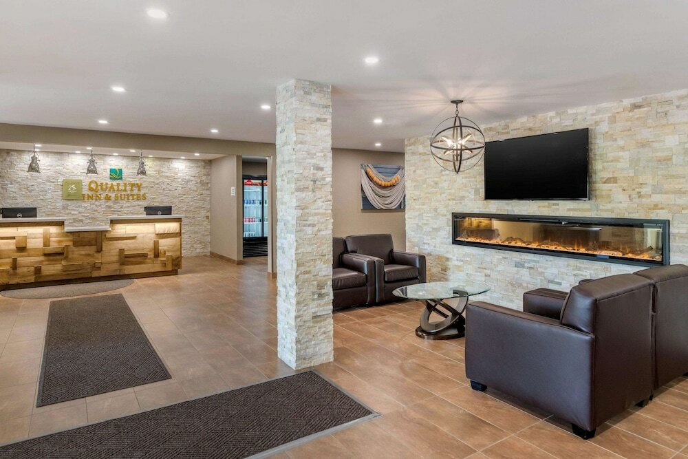 Фото Quality Inn & Suites Bathurst