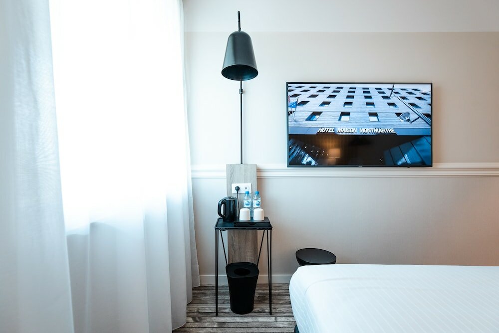 Фото The Originals Boutique, Hôtel Maison Montmartre Paris Les Puces