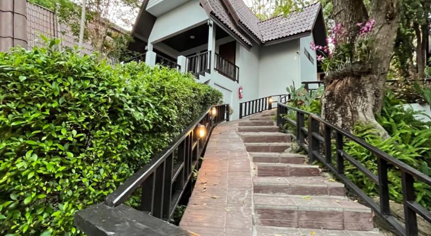 Фото Tok's Little Hut