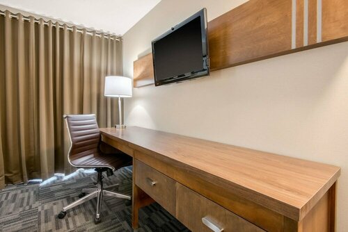 Гостиница Quality Inn & Conference Centre в Ориллии