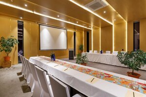 The Terraces Resort & Spa (Bagmati, Bhaktapur District, Suryabinayak Municipality, Ward 7), hotel