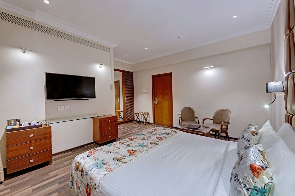 Фото Adiva Residency Beacon, Grant Road, Mumbai