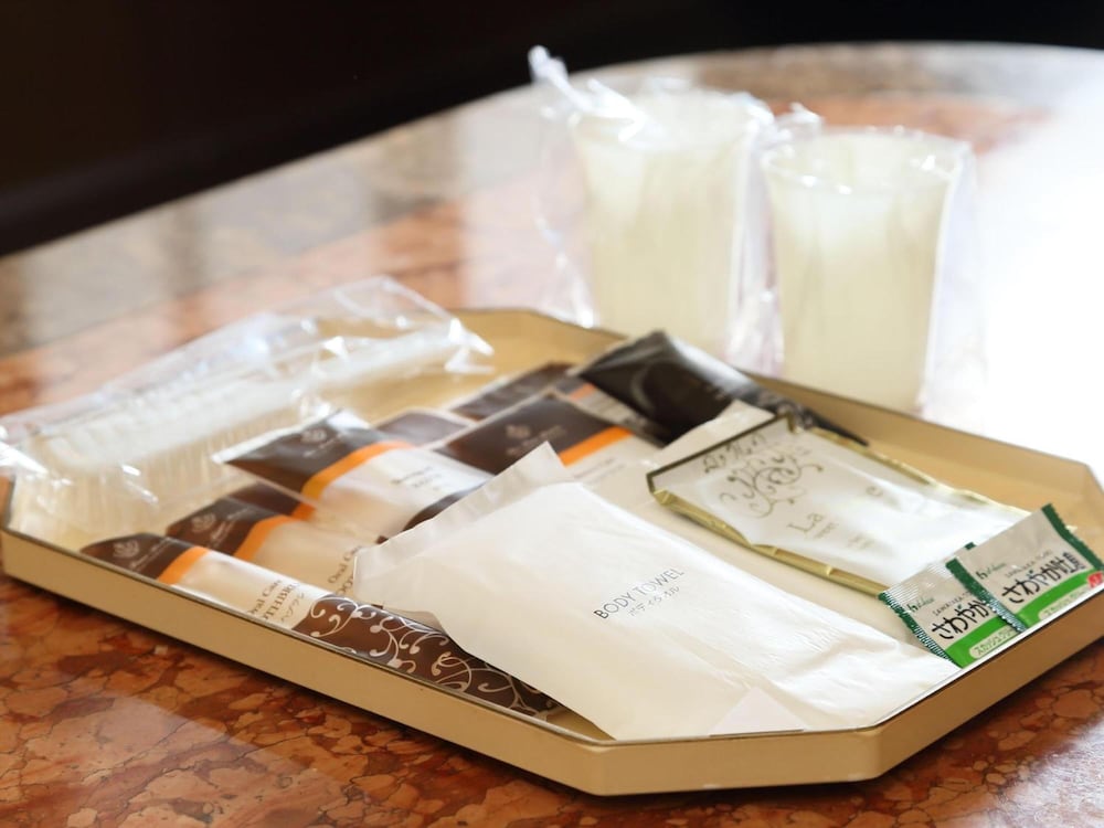 Фото Fine Garden Toyonaka Osaka Interntl Airport - Adults Only