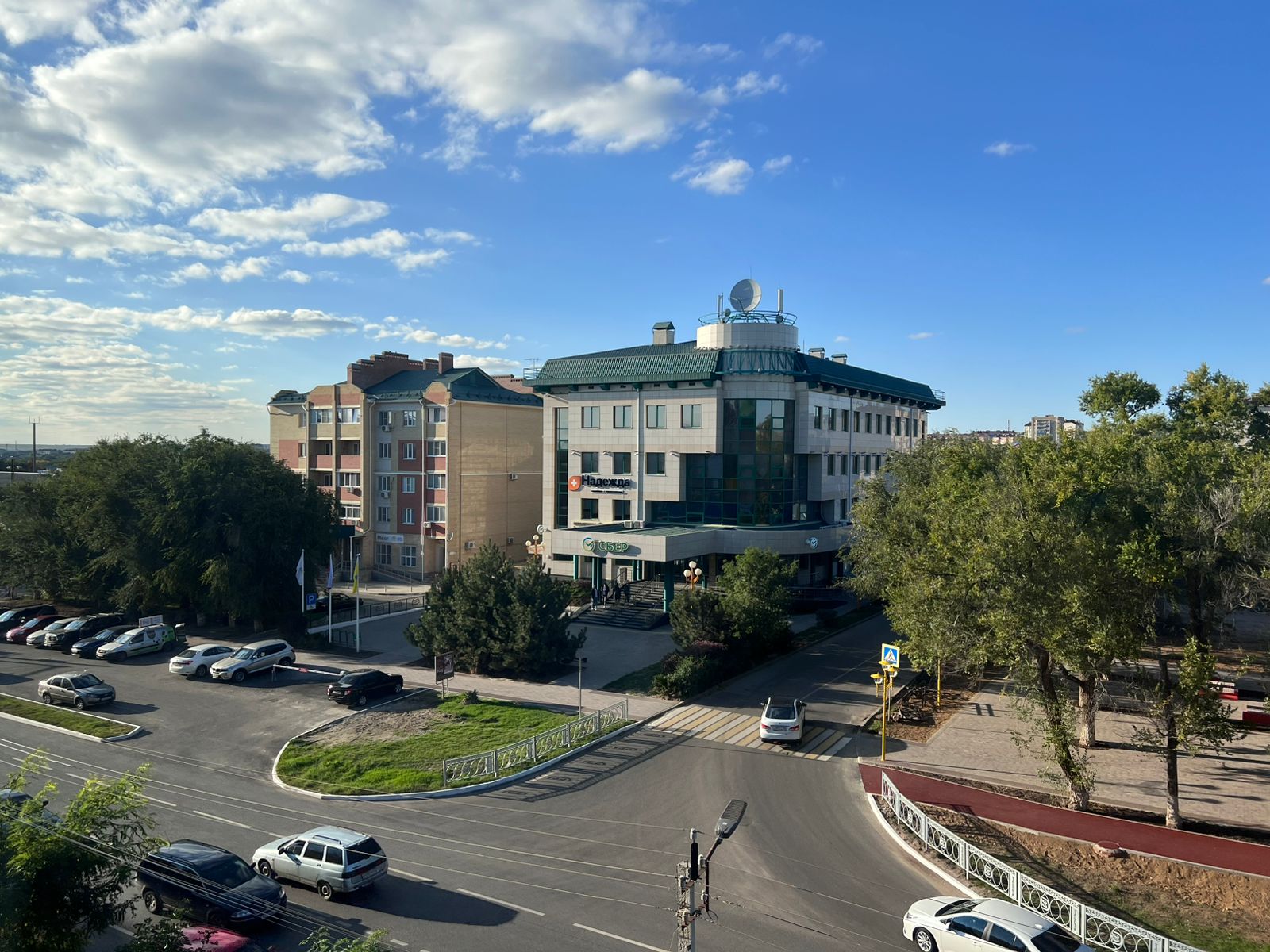 Фото Уютная Квартира у Храма Золотая Обитель Будды Шакьямуни
