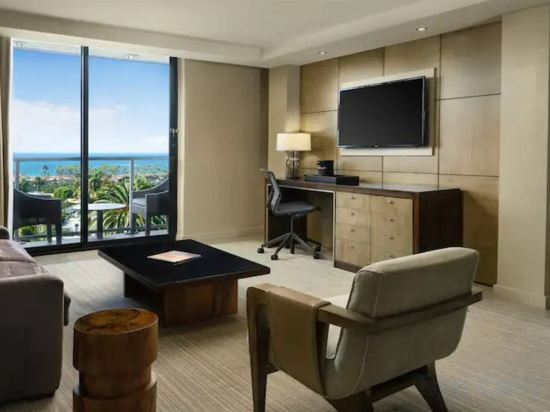 Фото Hotel La Jolla, Curio Collection by Hilton