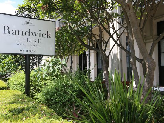 Фото The Lurline Randwick