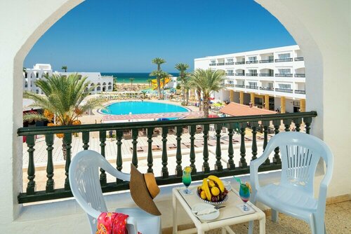 Гостиница Le Soleil Bella Vista Resort в Монастире