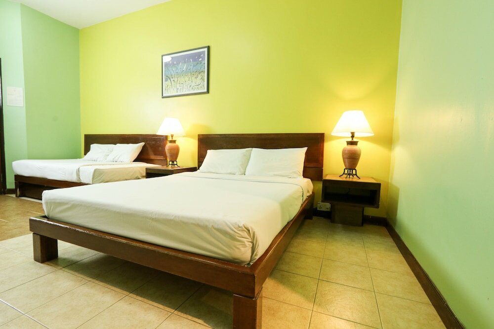 Фото Bukit Merah Laketown Resort