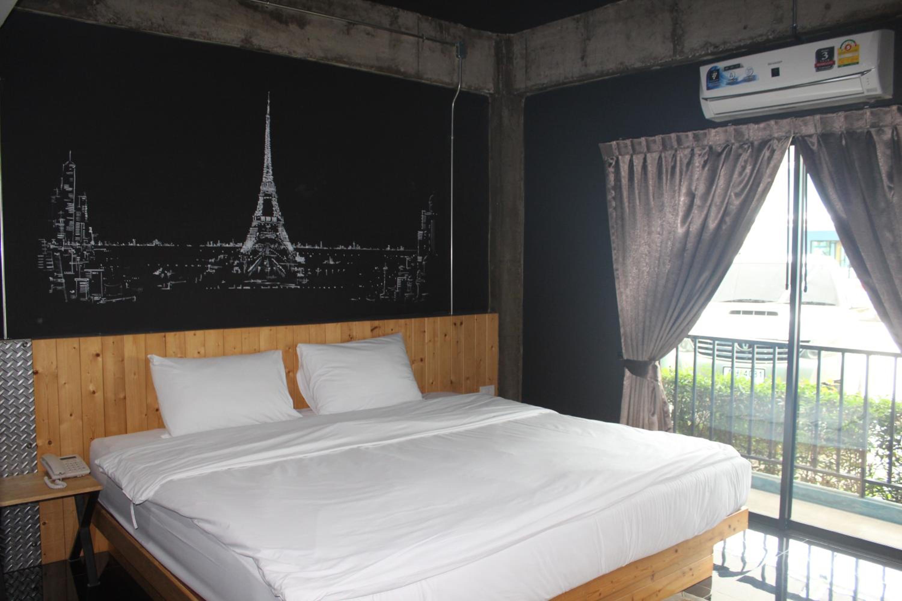 Фото Nine Blue Residence