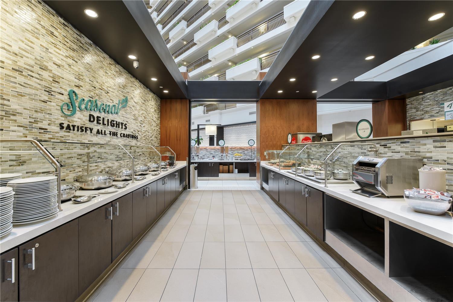 Фото Embassy Suites by Hilton Anaheim Orange