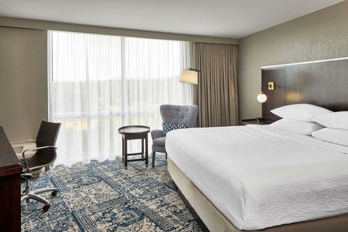 Гостиница Four Points by Sheraton Tallahassee Downtown в Таллахасси