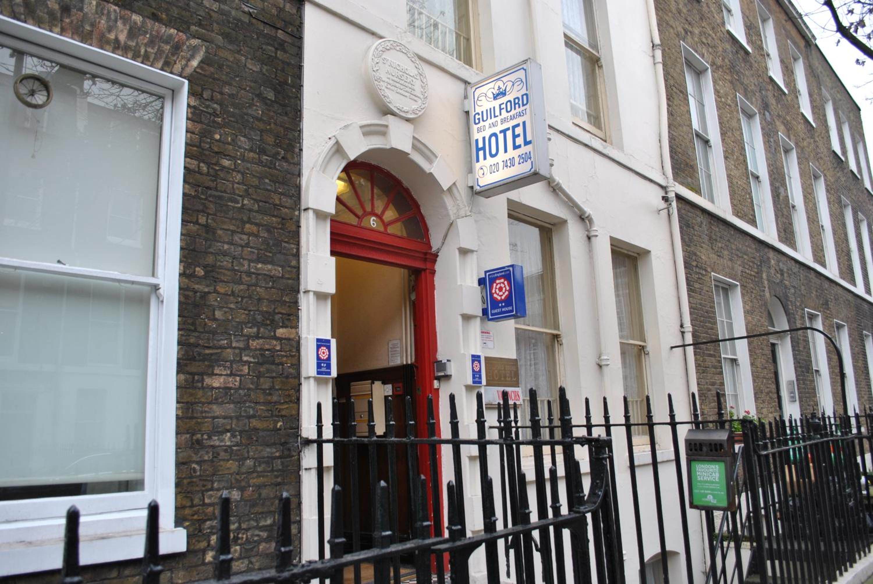 Фото отеля 1