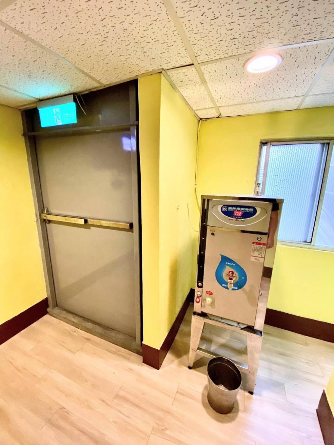 Фото Yinglun Hotel