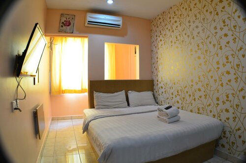 Гостиница Hotel Zamburger Sri Petaling в Куала-Лумпуре