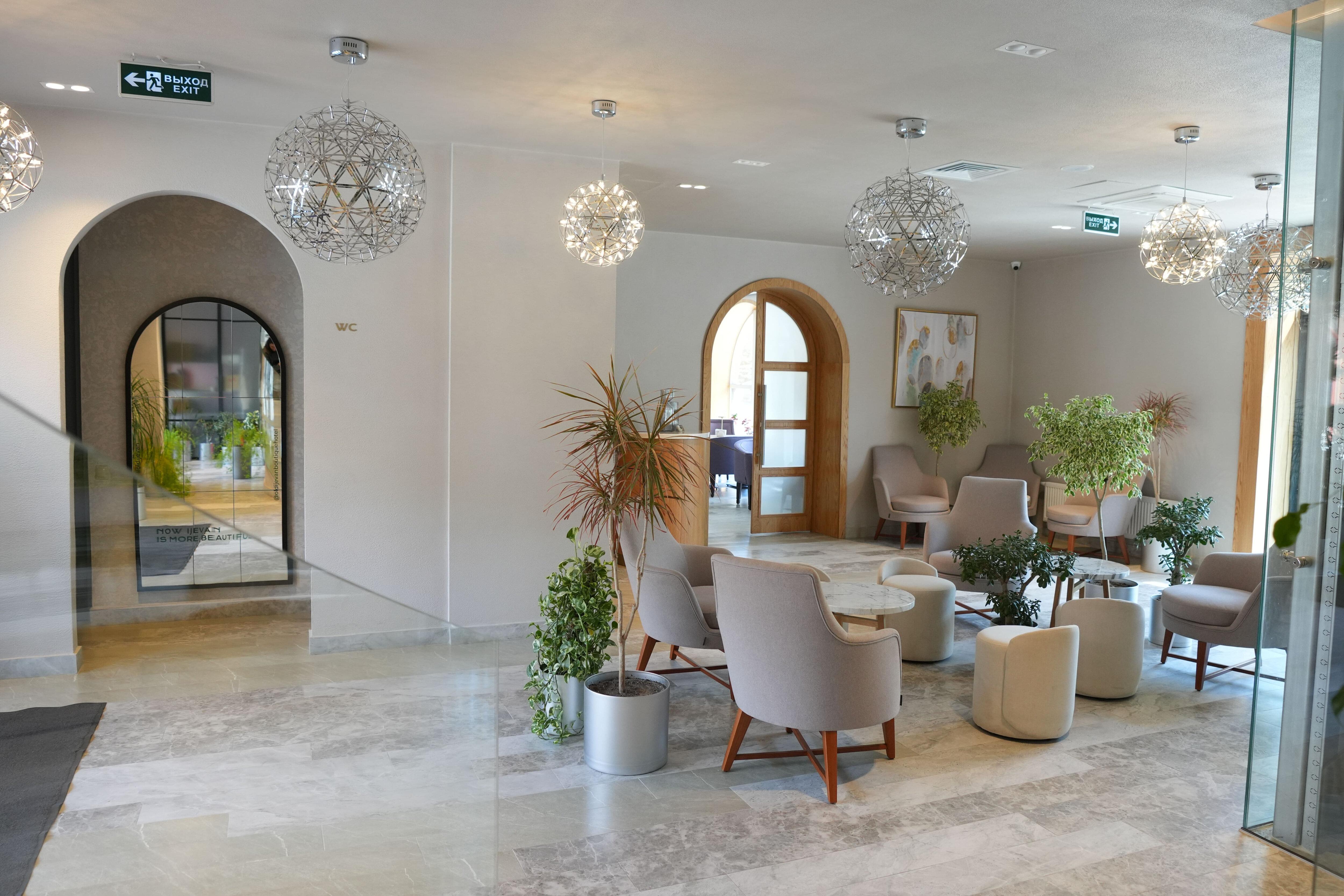 Фото отеля 2