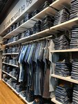 Mustang (1st Pokrovskiy Drive, 1), clothing store