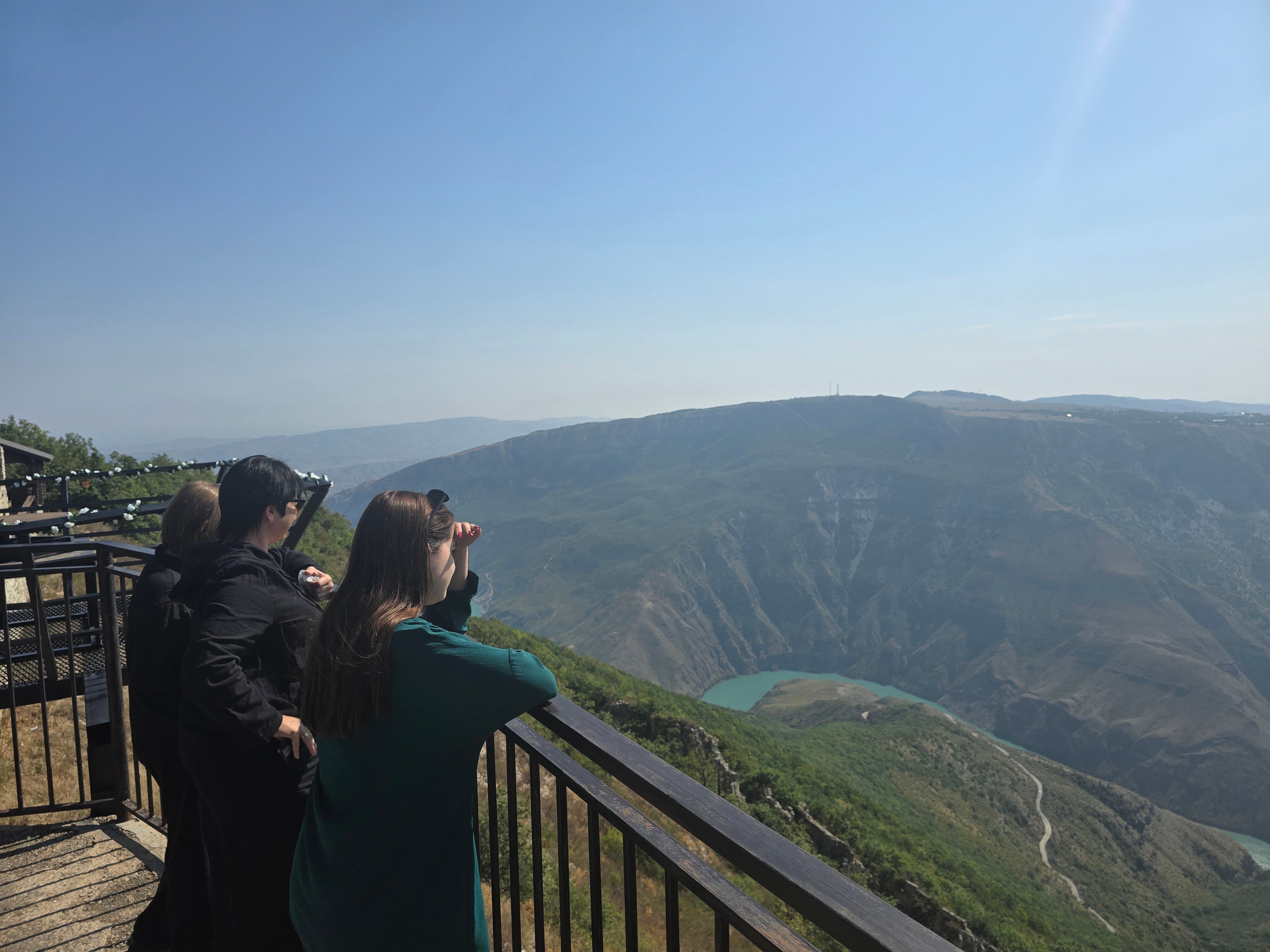 Фото Домик у обрыва