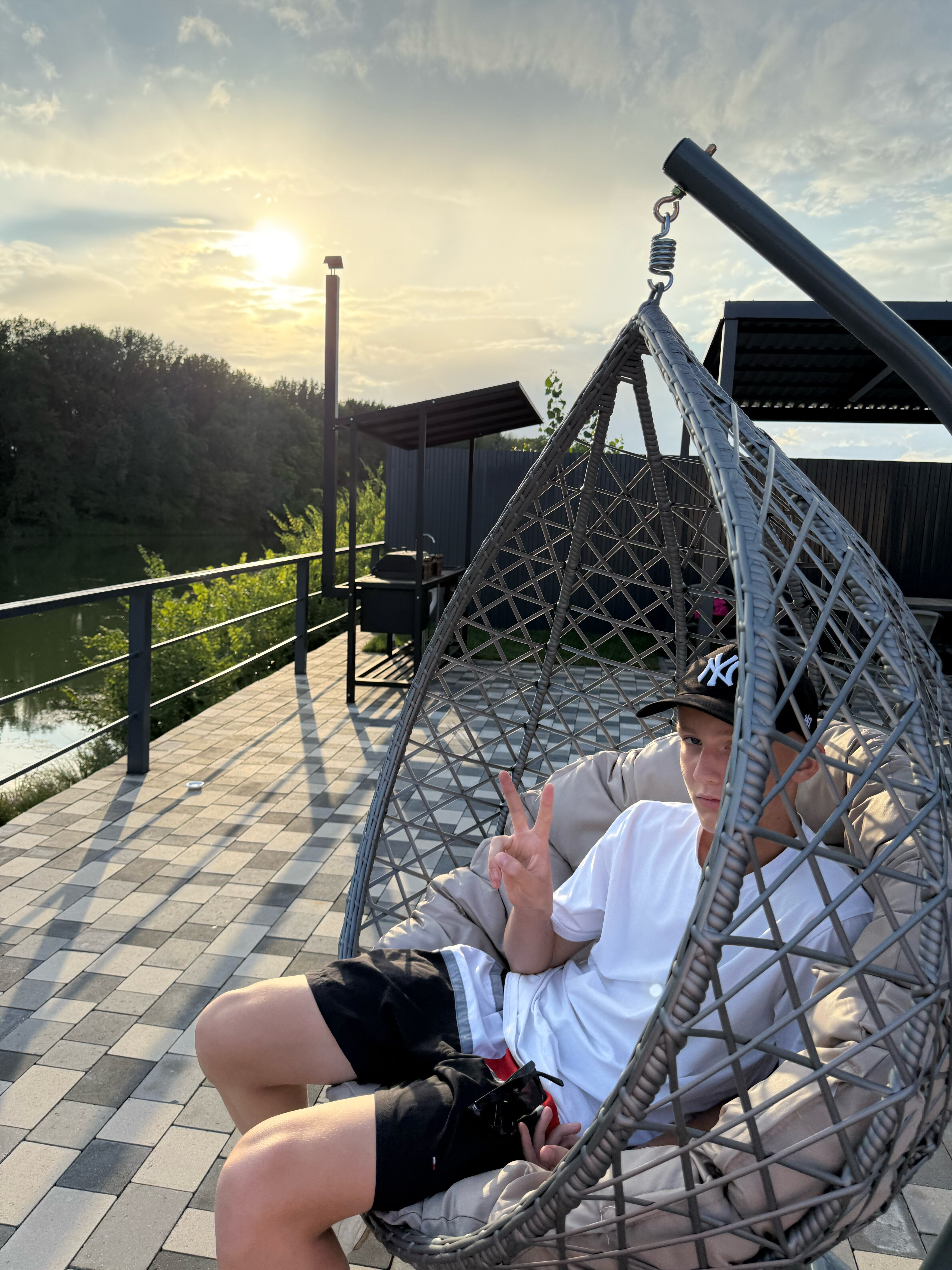 Фото Атмосфера