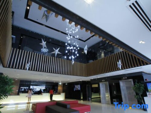 Внешний вид отеля Hotel Excelsior в Ипохе, фото 2