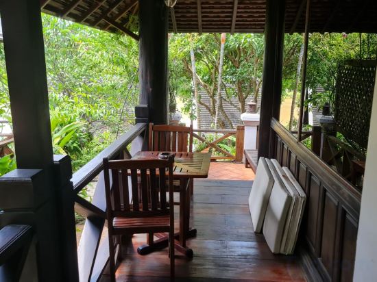 Фото Namkhan View Luangprabang Resort