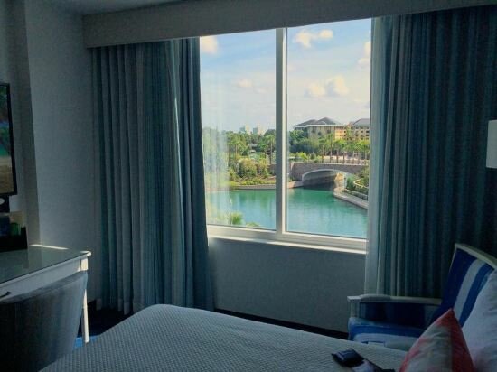 Фото Universal's Loews Sapphire Falls Resort