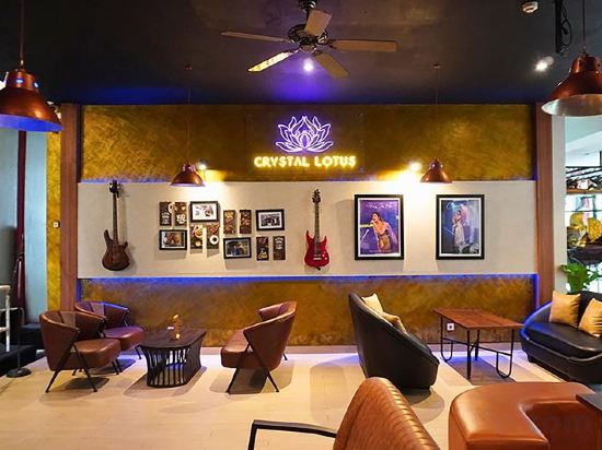 Фото Crystal Lotus Hotel Yogyakarta