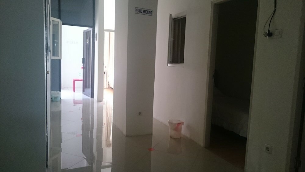 Фото Capsule Homestay Surabaya