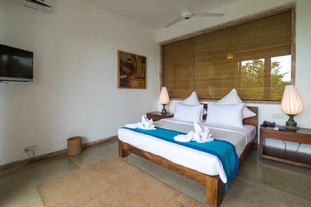 Фото Roman Beach