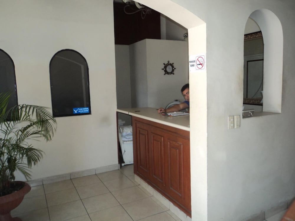 Фото отеля 3