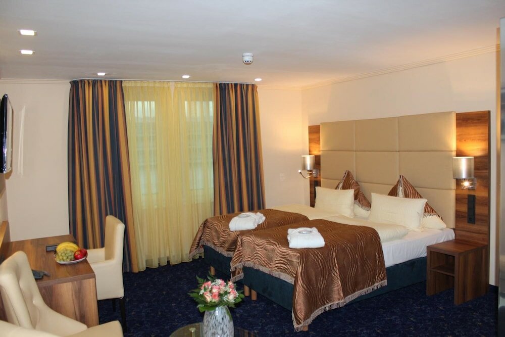 Фото отеля 3