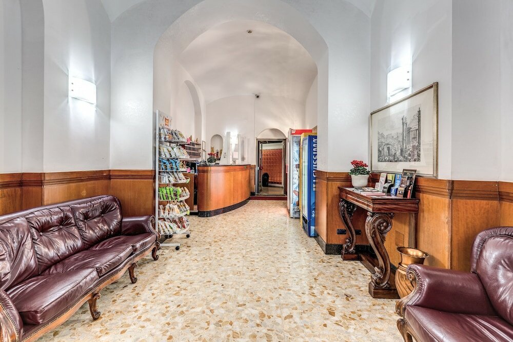 Фото Hotel Altavilla 9