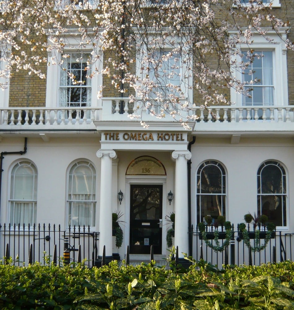 Фото The Omega Hotel