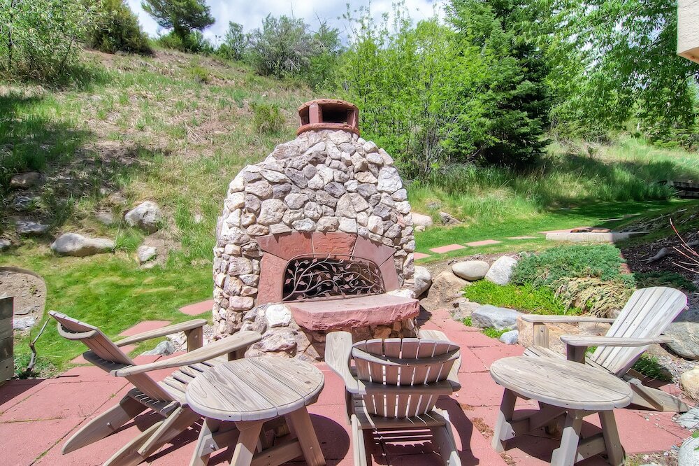 Фото Kiva Lodge by East West Hospitality