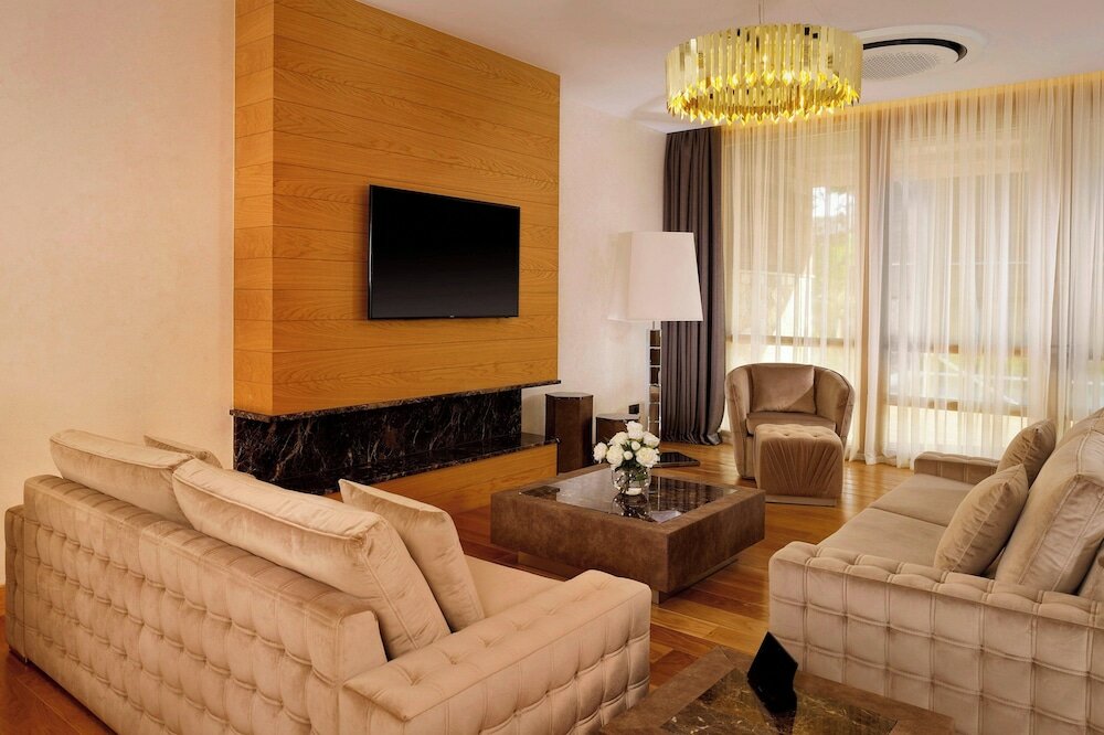 Фото Parklane, a Luxury Collection Resort & SPA, Limassol