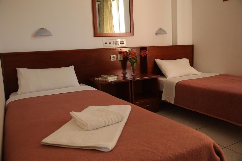 Фото Hotel Dharam Villa