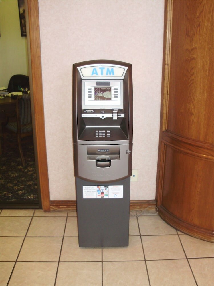 Фото Trade Winds Central Inn